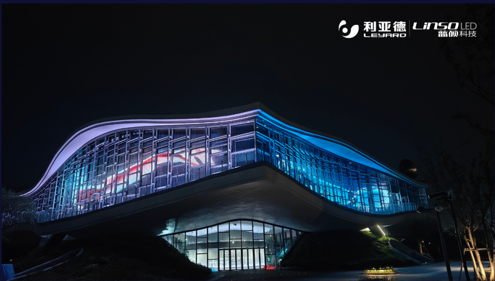 标杆案例 | 太阳成tyc7111cc官网·蓝硕助力点亮全球最大双壳体结构科幻馆——在水一方科幻馆